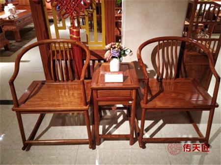 遇見(jiàn)搖椅